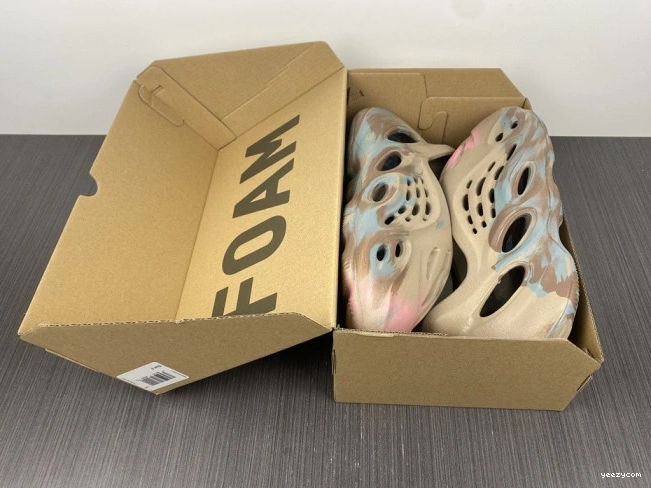 GY3969 Adidas Runner Foam Yeezy 1023